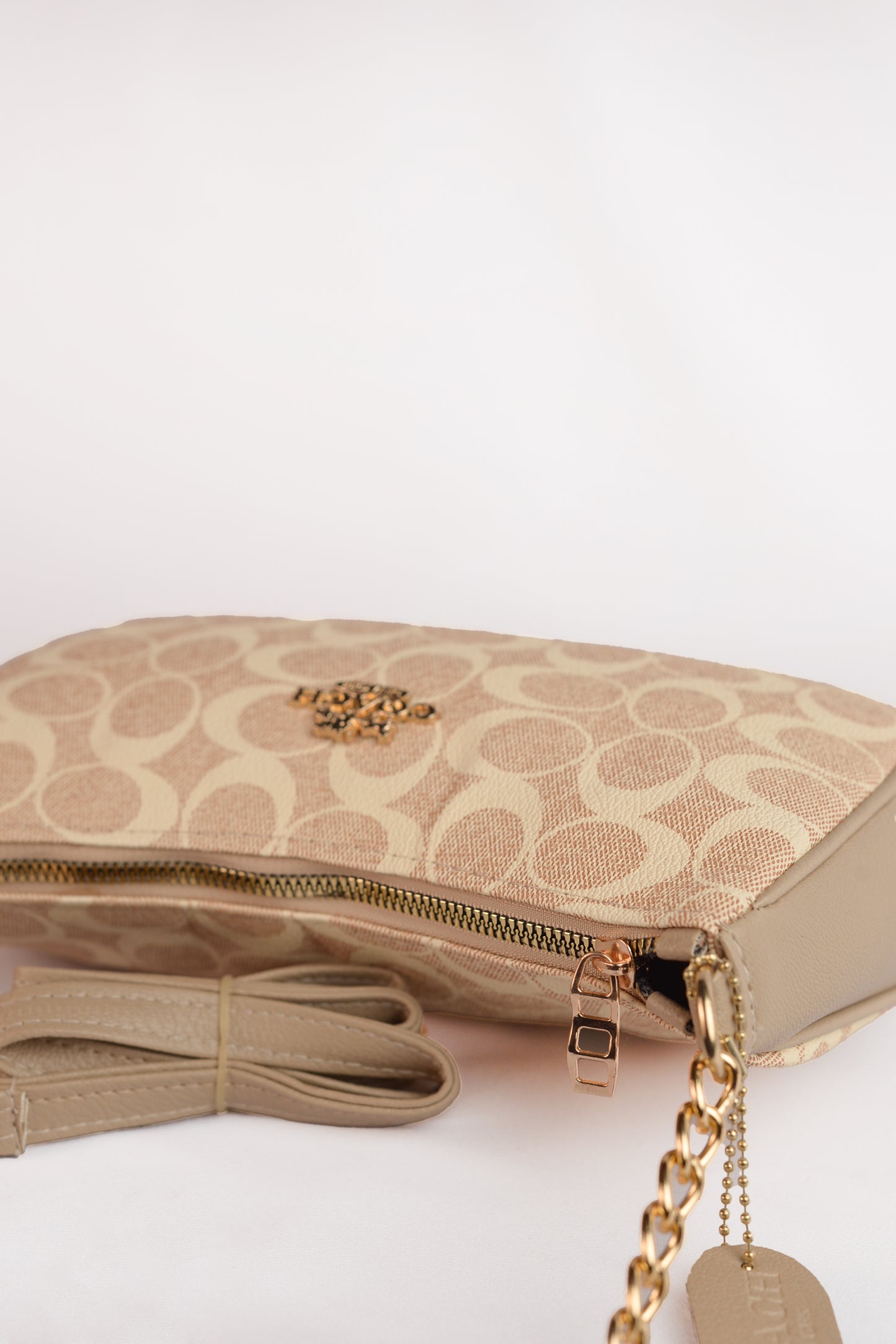 New Arrival C Shoulder Bag- Beige
