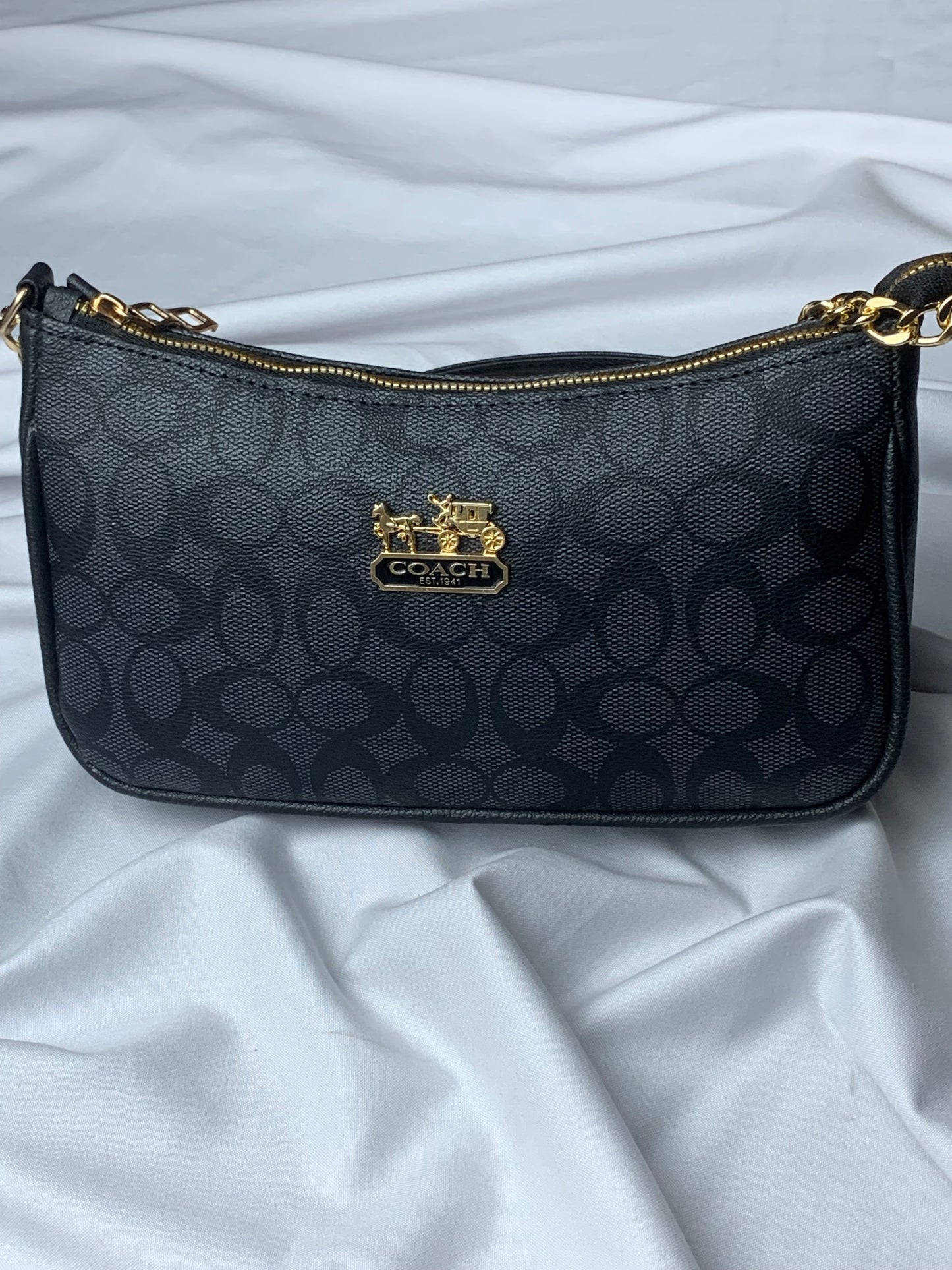 New Arrival CH Teri Shoulder Bag- Black