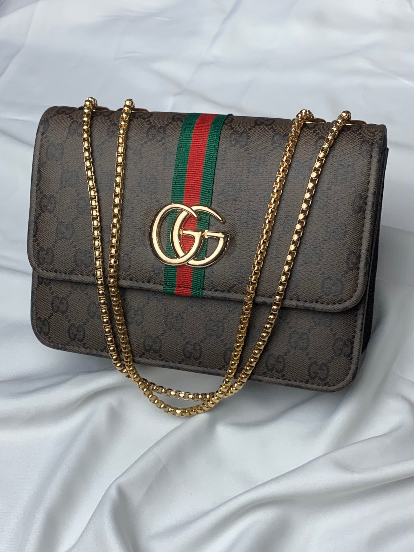 New Arrival Gucci Crossbody Handbag D-b