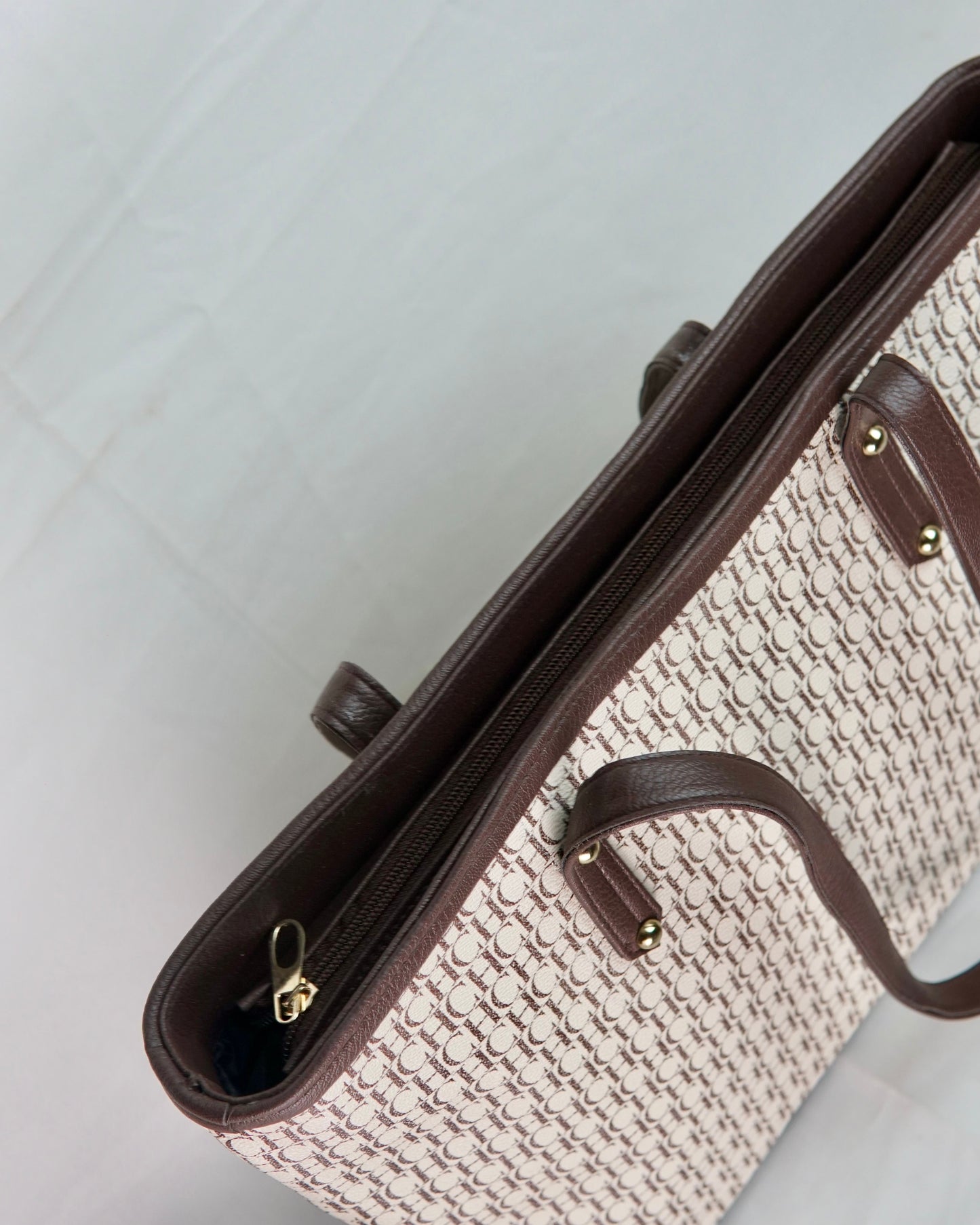 Beige – Heritage Monogram Tote