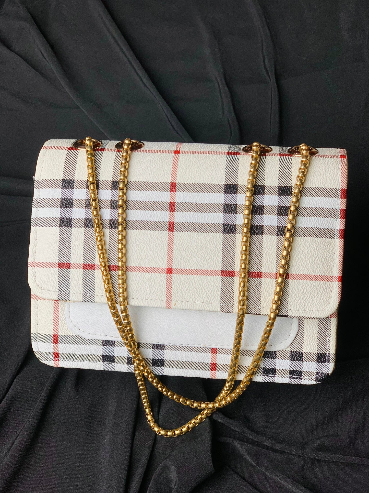 New Arrival B Crossbody Handbag