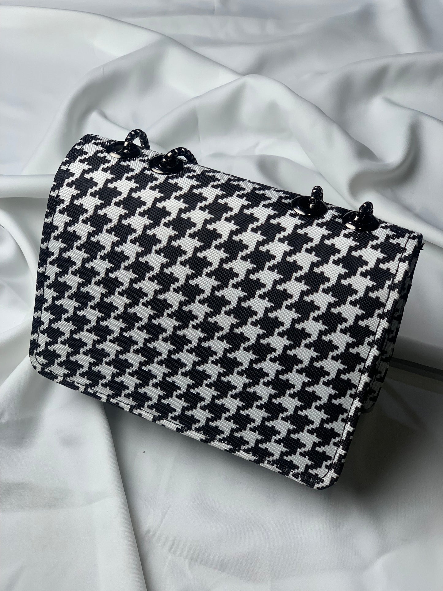 New Arrival Z Crossbody Handbag