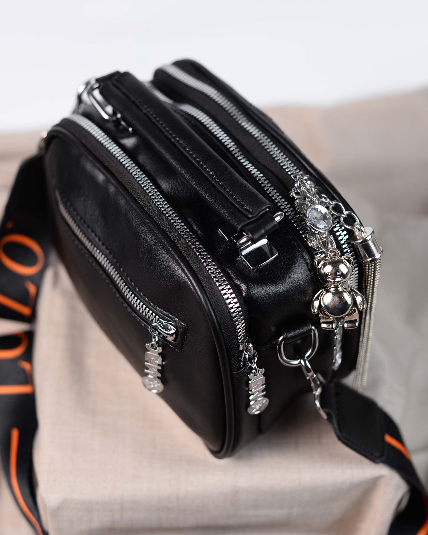 Criss Crossbody Bag- Black