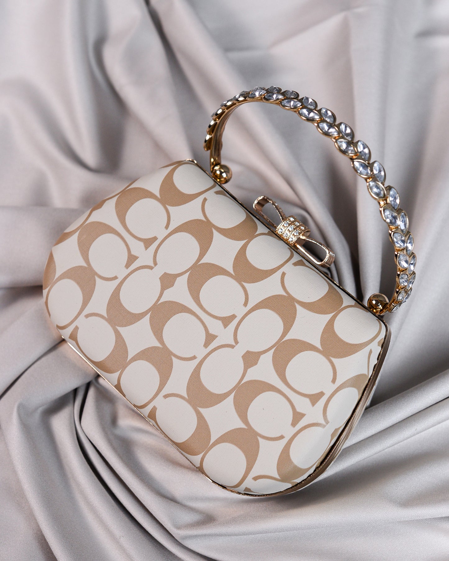 C Clutch- Beige