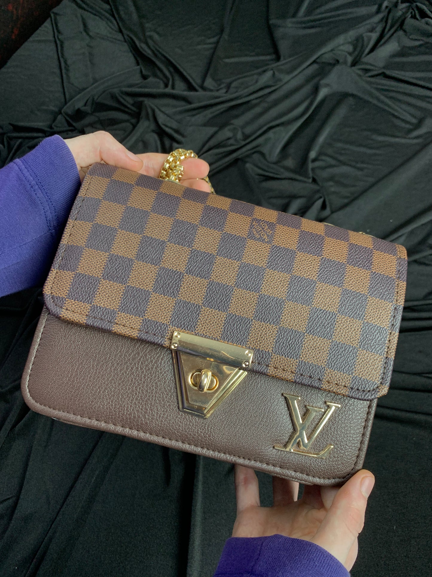 New LV (B) Crossbody Handbag