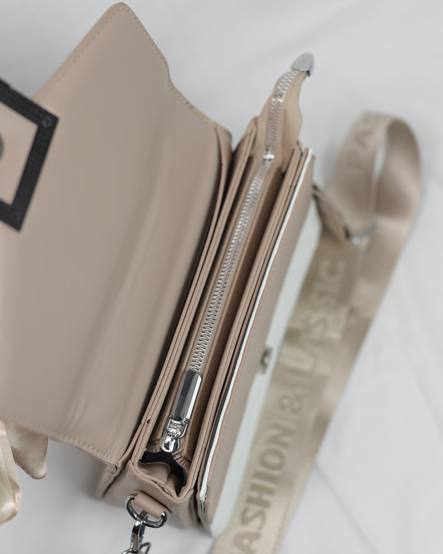 AUREL-Structured Crossbody Bag (Beige & White)