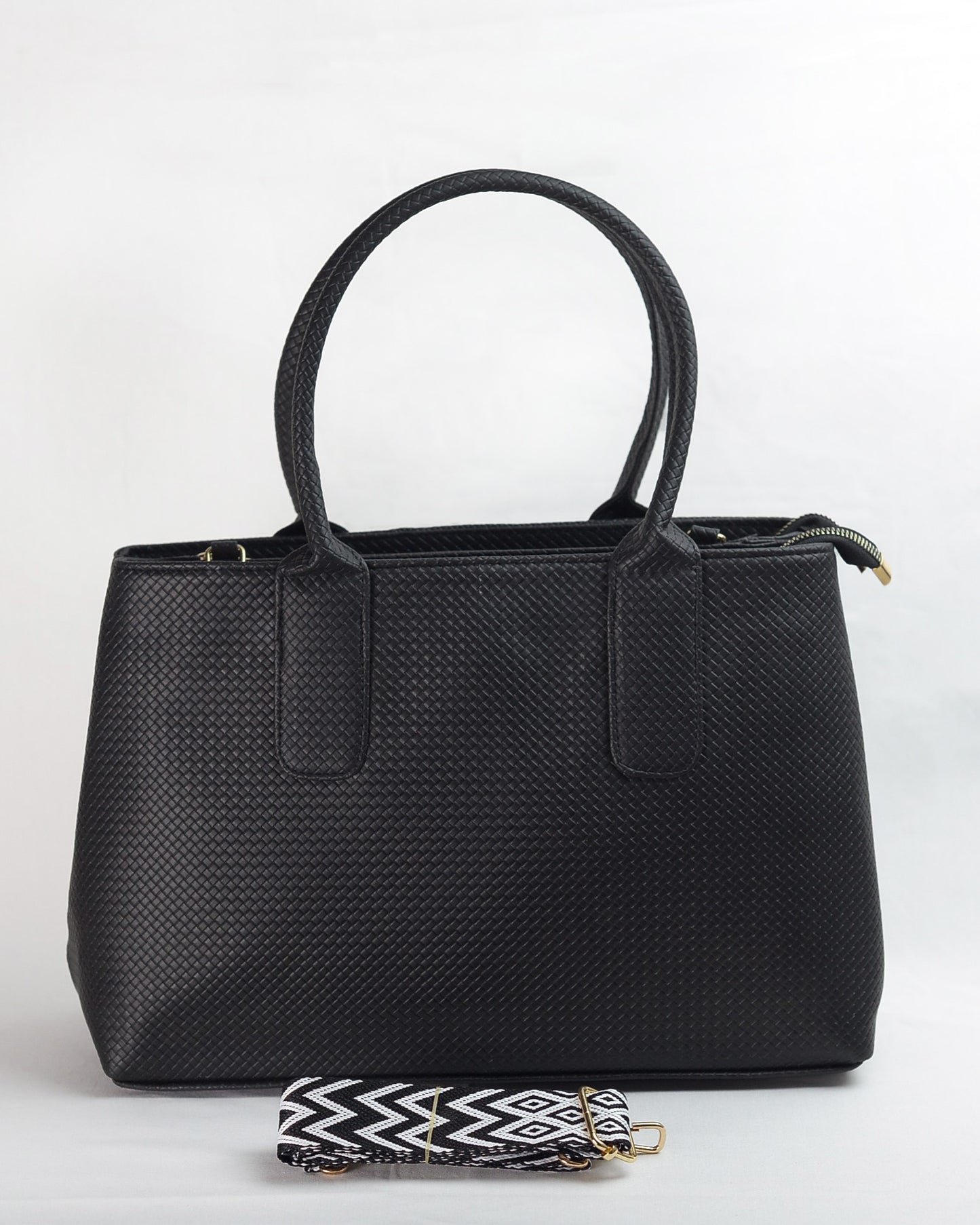 Textured Classic Tote Bag – Black