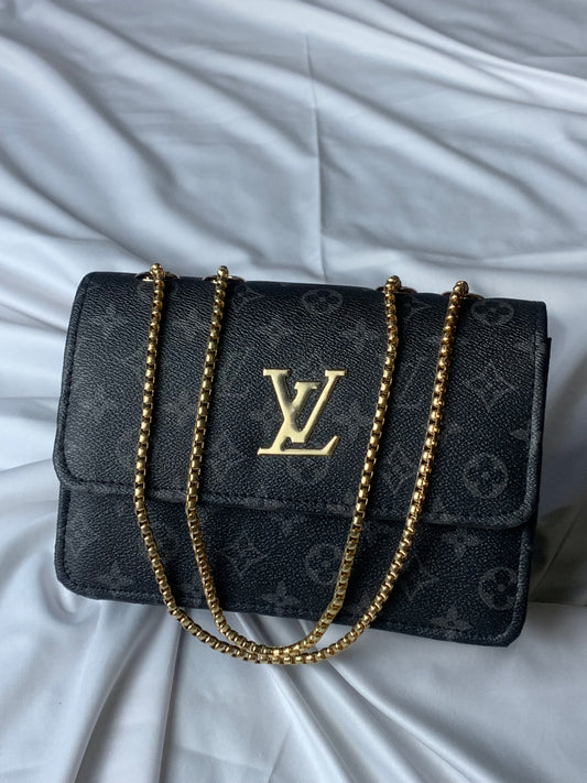 New Arrival LV Black Crossbody Handbag F-l
