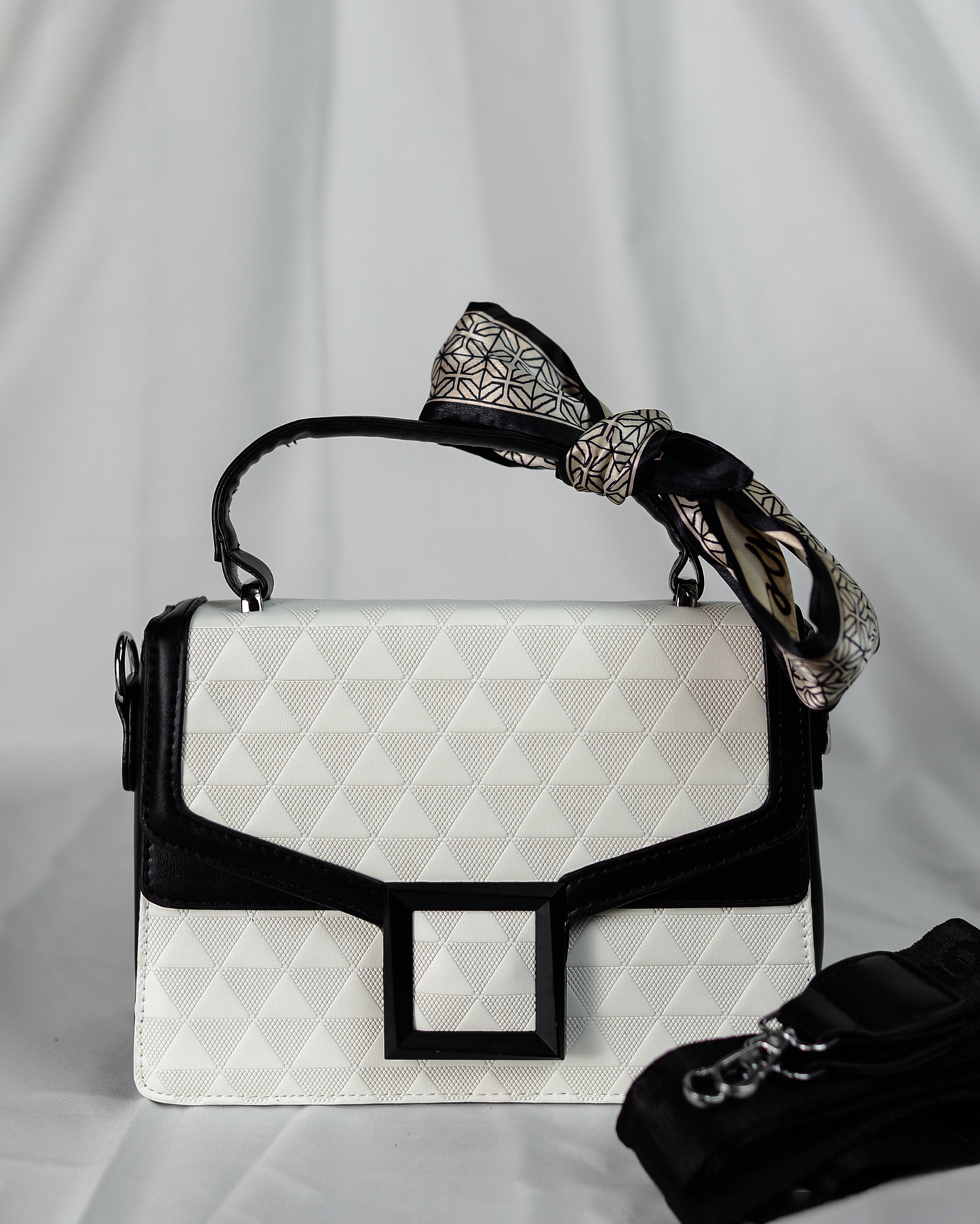 AUREL-Structured Crossbody Bag (White & Black)