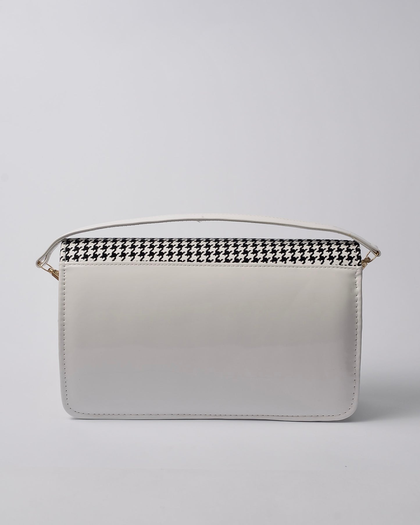 V-Logo Structured Shoulder Bag – IVR-M1