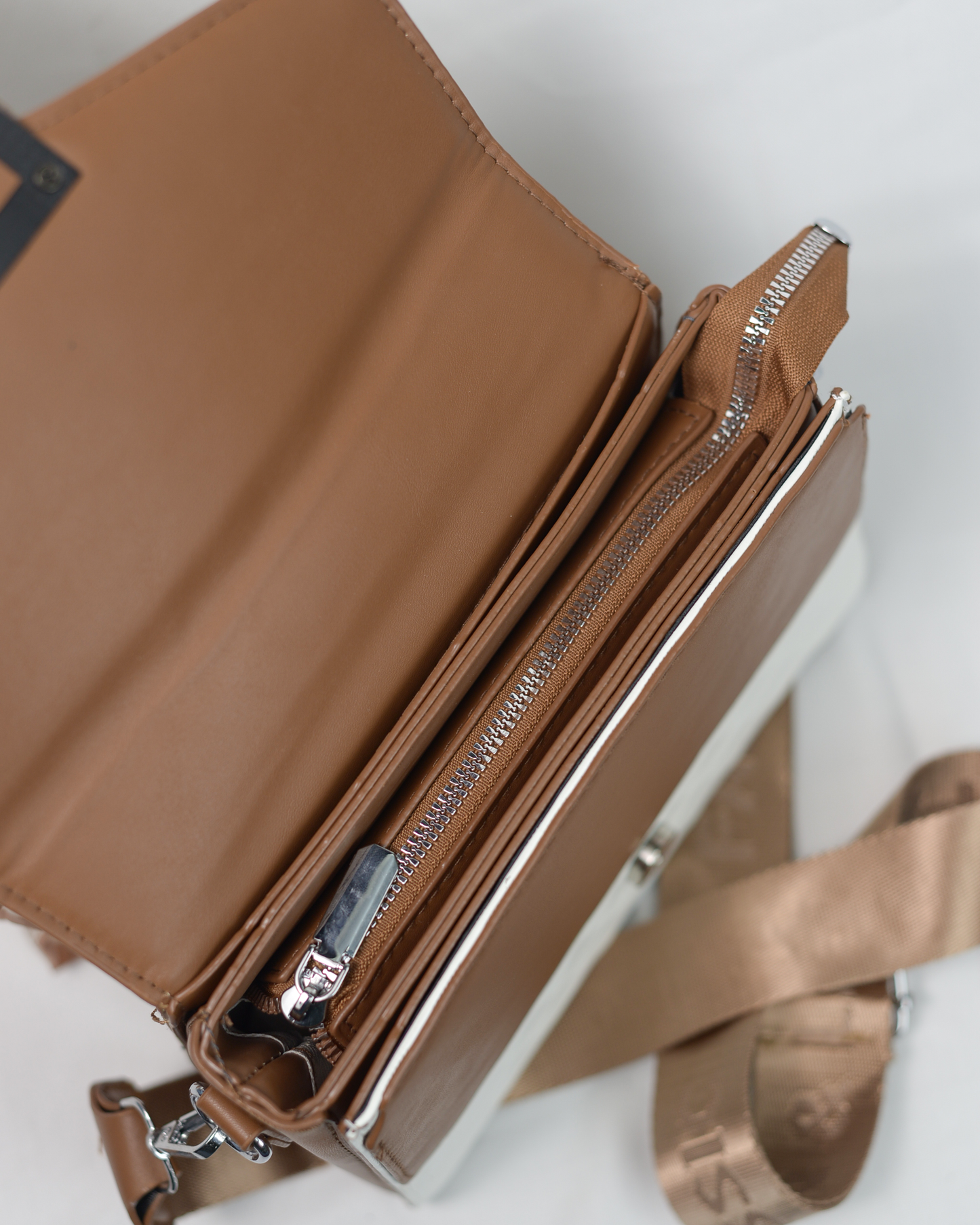 AUREL Structured Crossbody Bag (Brown & White)