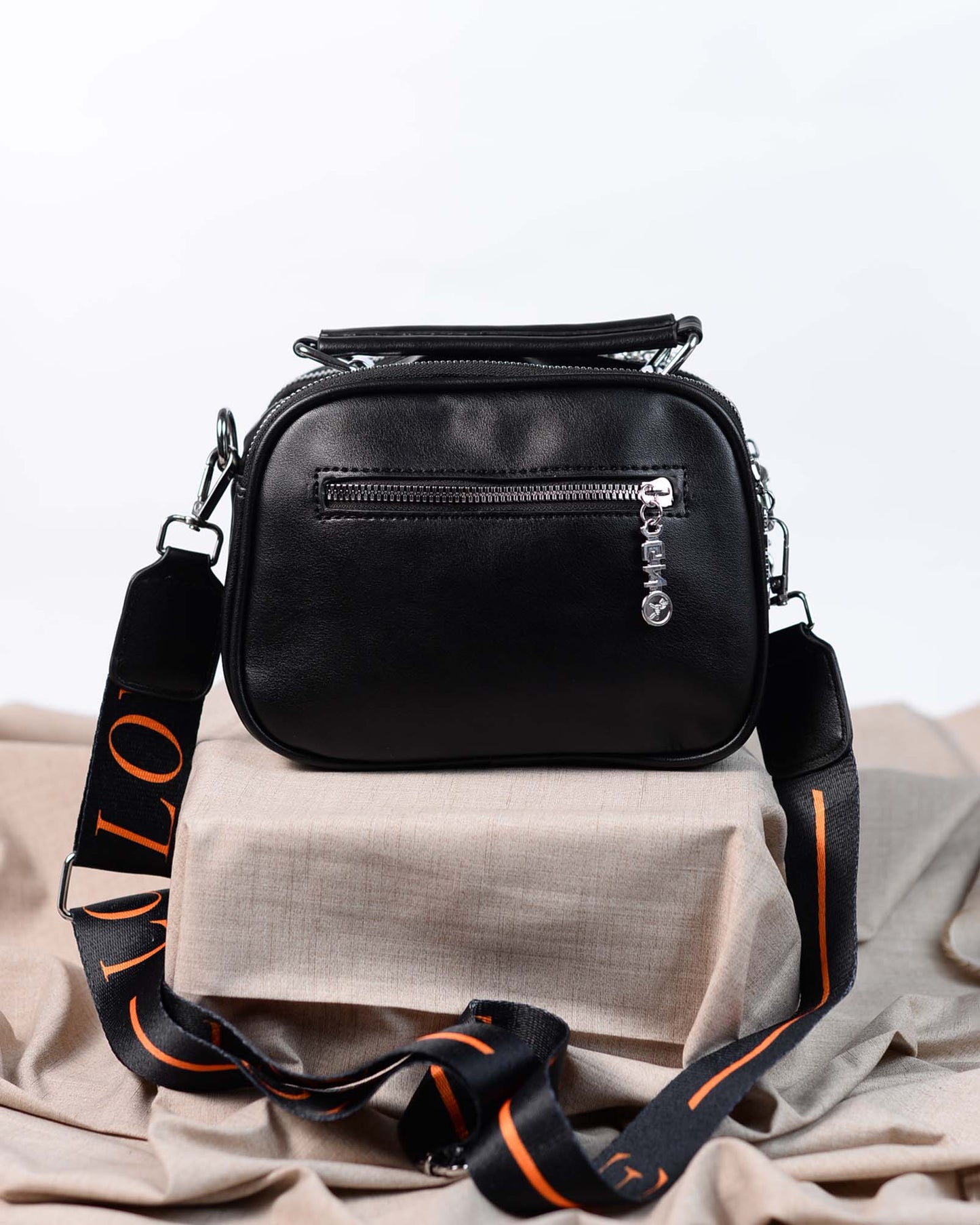 Criss Crossbody Bag- Black