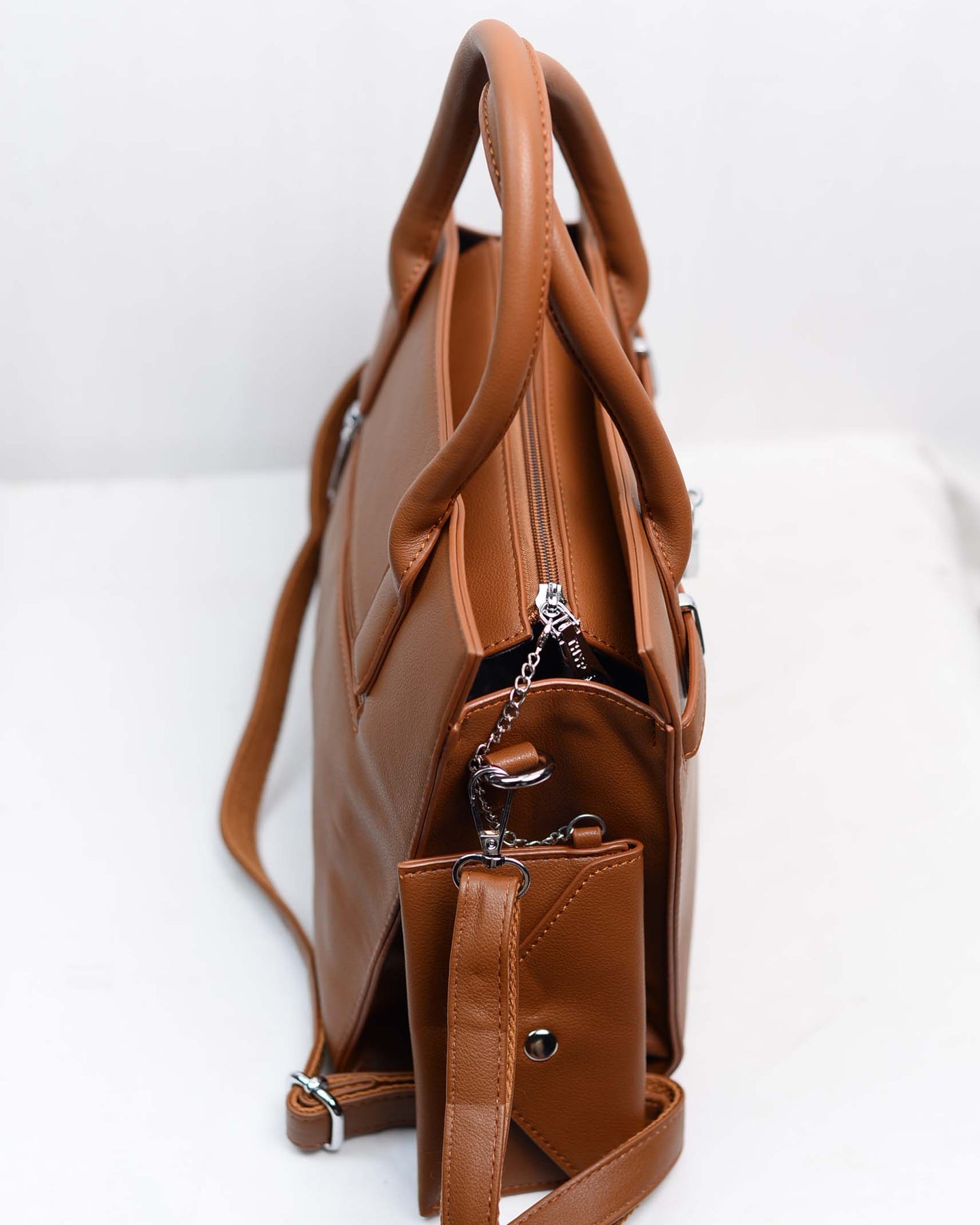 Evelyn Concealed- Brown