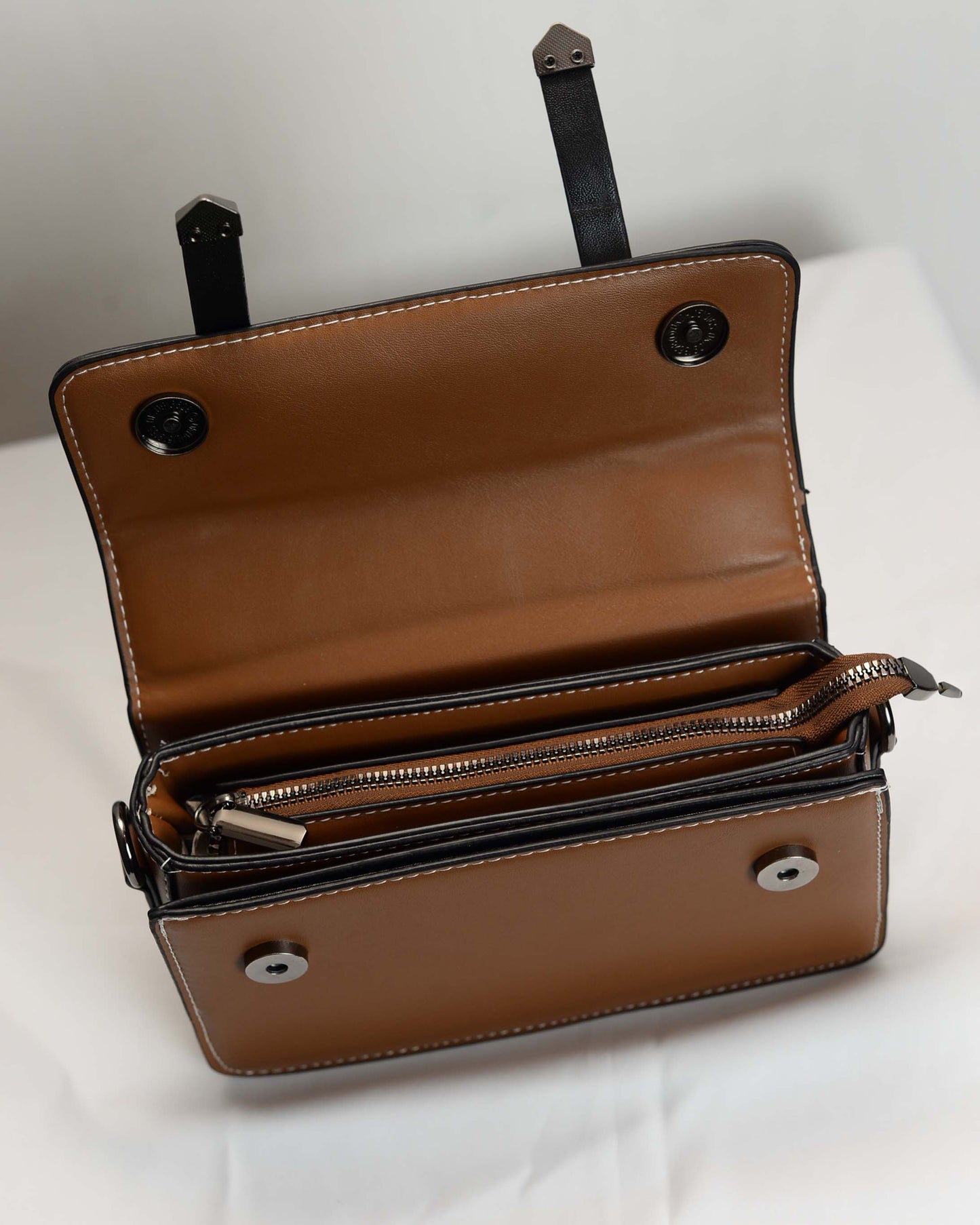 FE -Brown Handbag