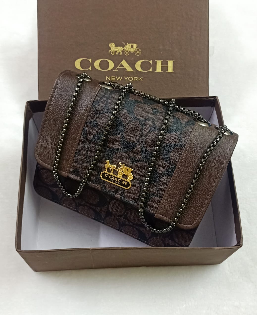 COACH-CROSSBODY-BLACK WITH BLACK CHAIN